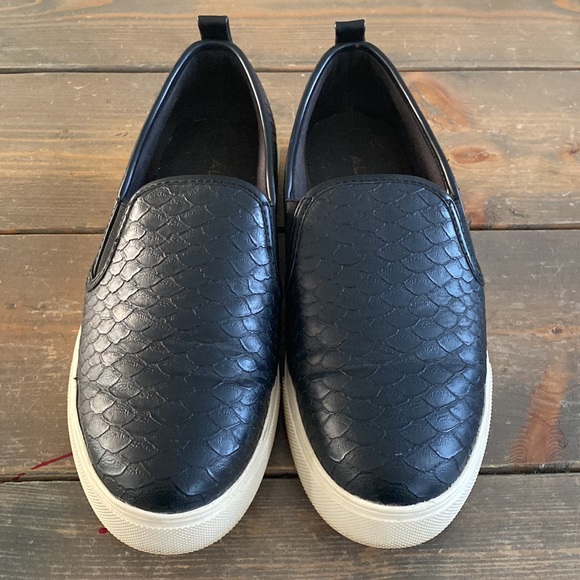 Black leather Aldo Sneakers - Picture 2 of 7